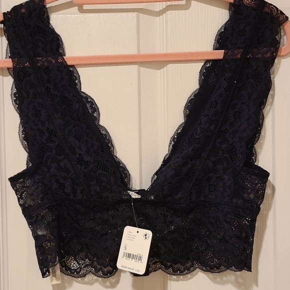 Free People Intimately Blralette Lace  Size Large New with tags $48 plus tax - Picture 4 of 4